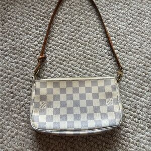 Louis Vuitton Damier Azur Pochette